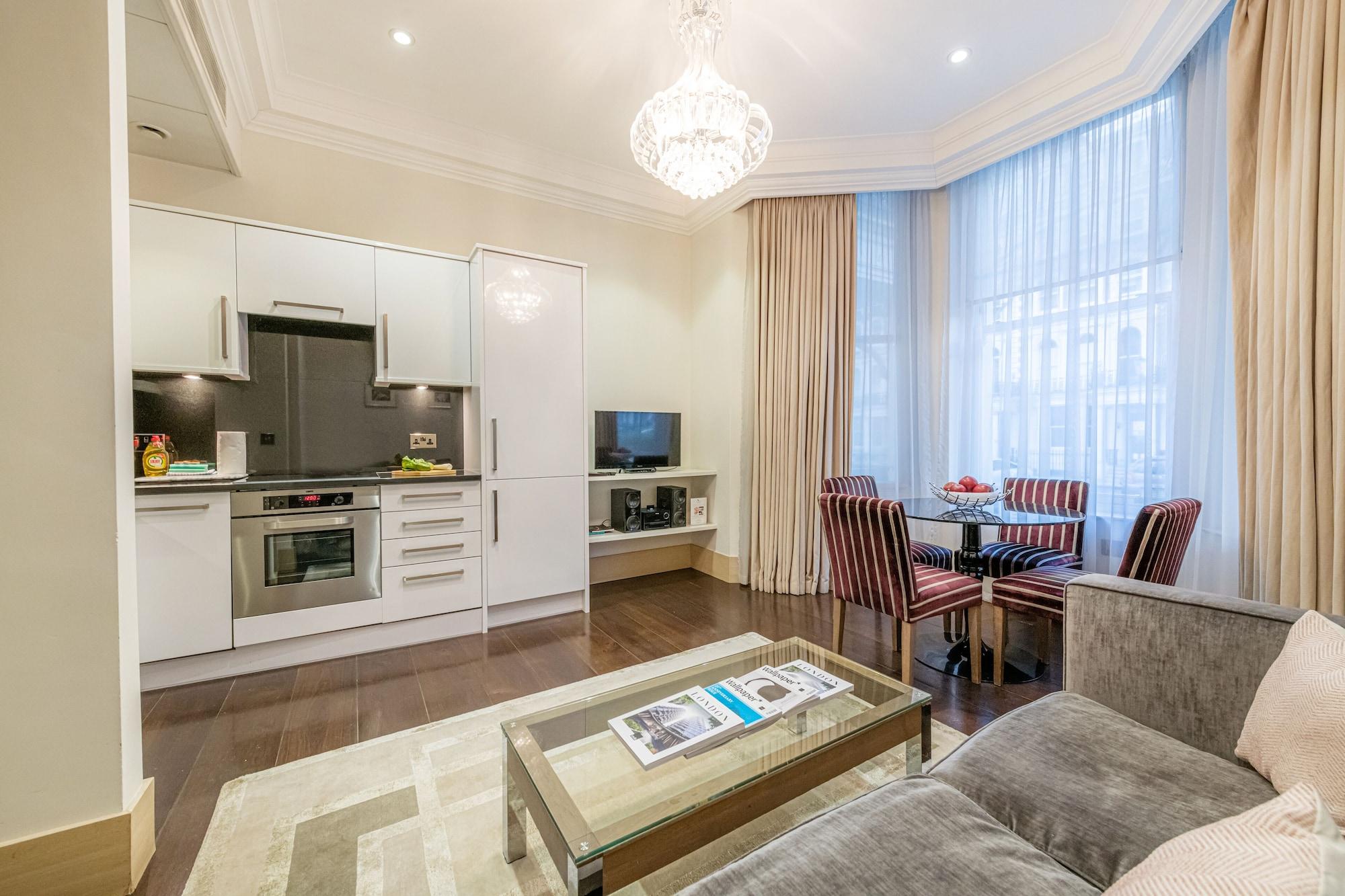 Апарт-отель Claverley Court Knightsbridge 5*