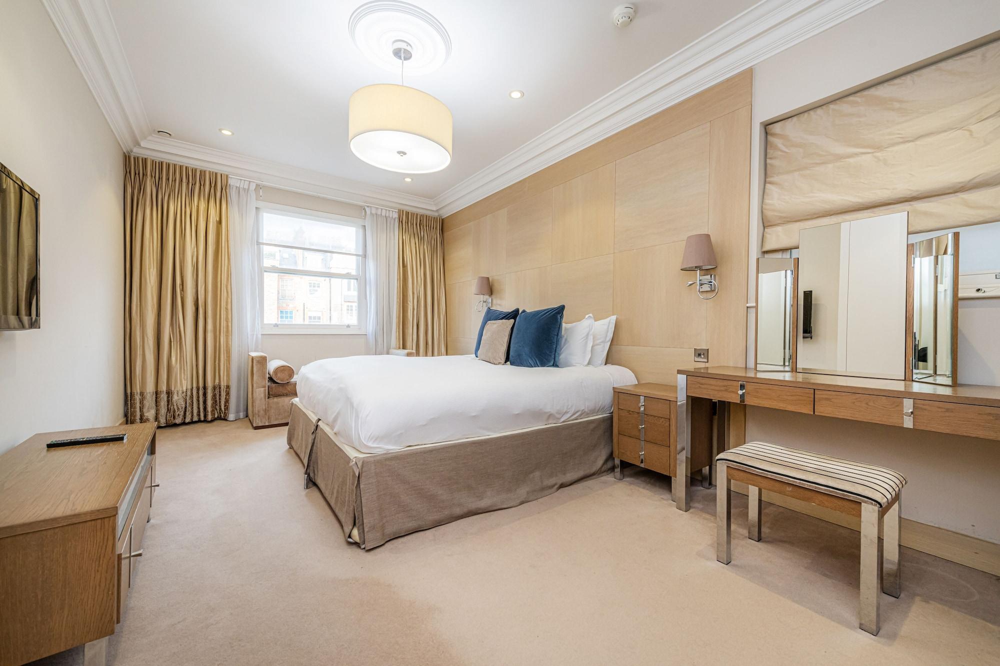 Claverley Court Knightsbridge Апарт-отель