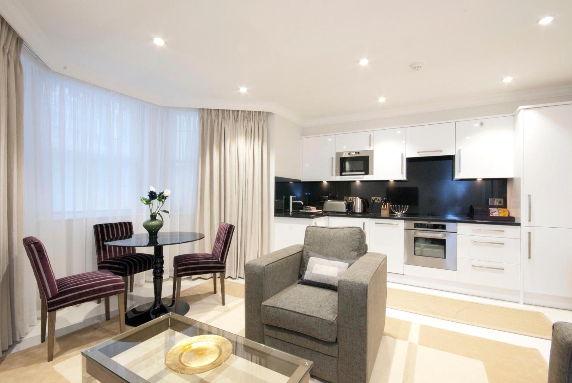 Апарт-отель Claverley Court Knightsbridge 5*
