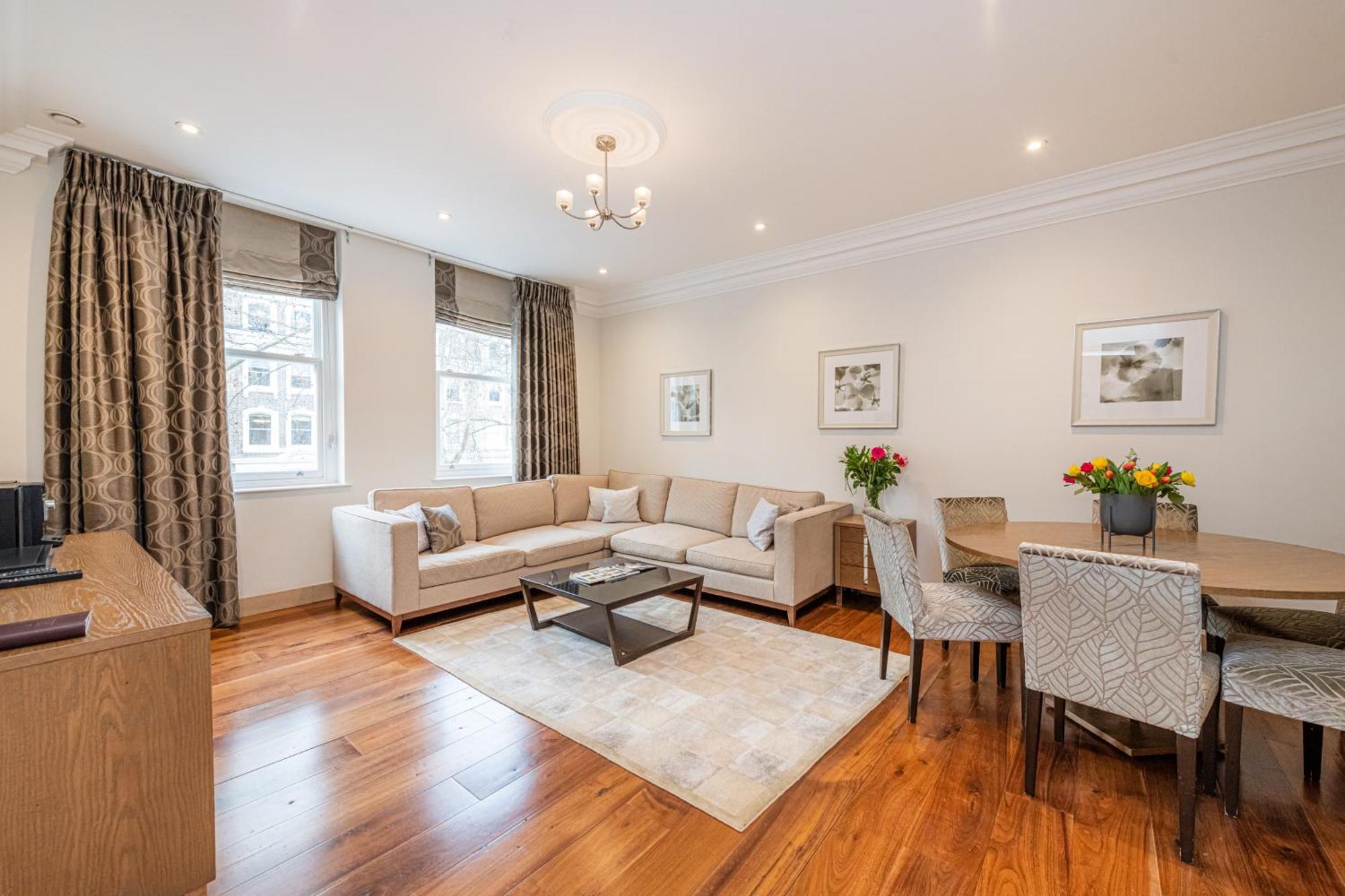 Апарт-отель Claverley Court Knightsbridge 5*
